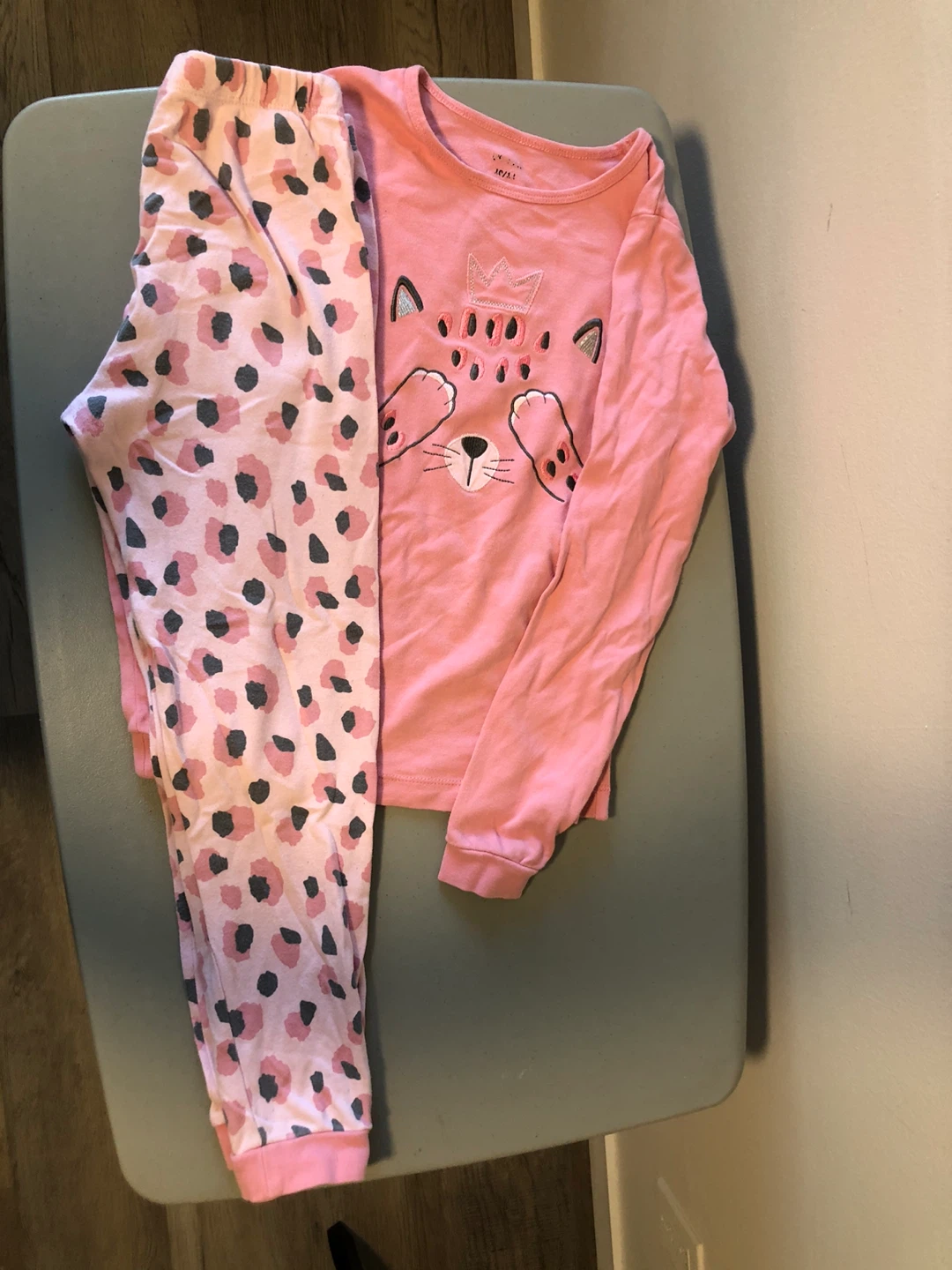 Girls' Pink Pajama Set - Long Sleeve Top & Pants - photo 2