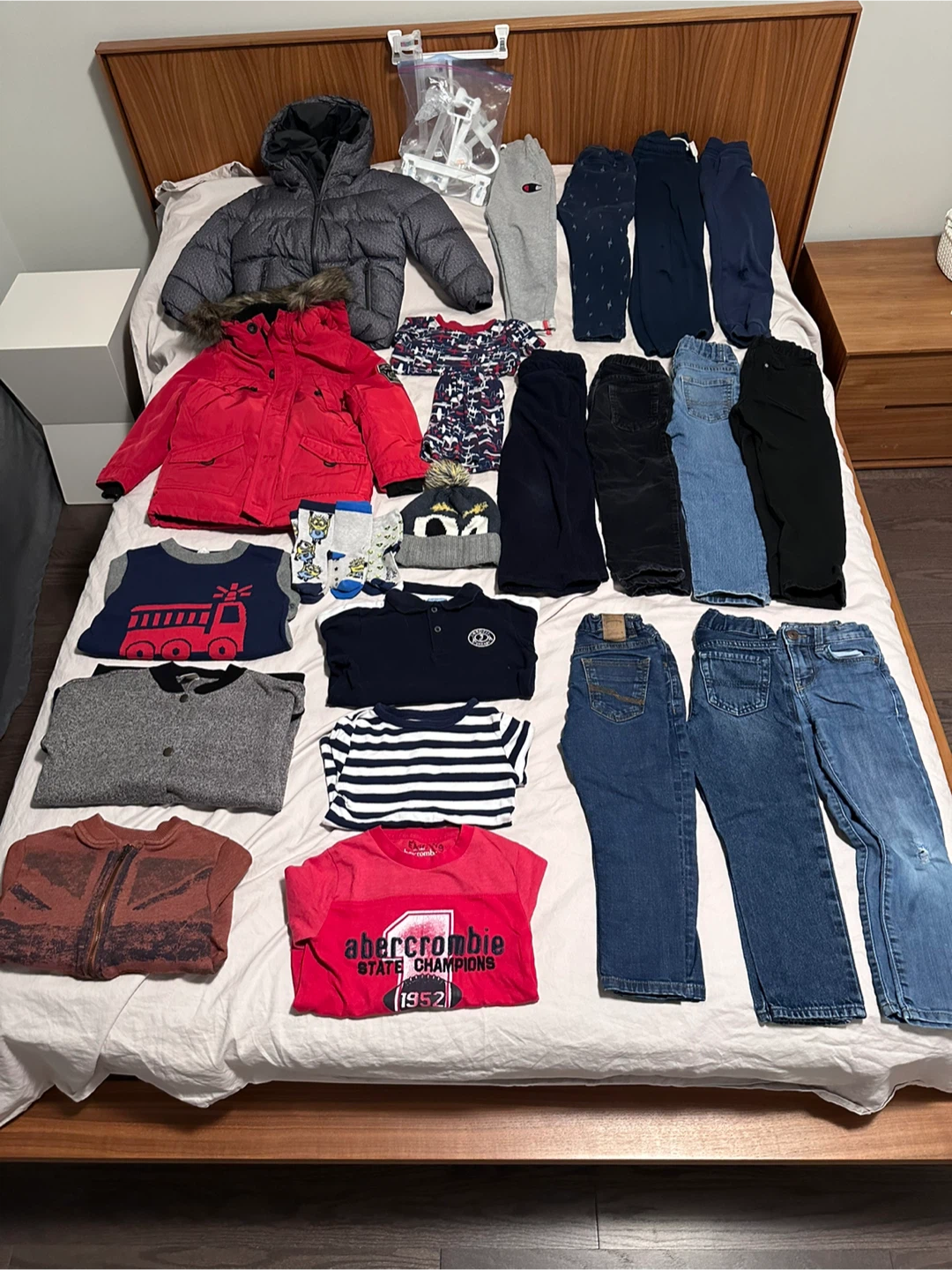 Lot sale 25 pieces boys kids clothes Jackets Jeans Tops Pants