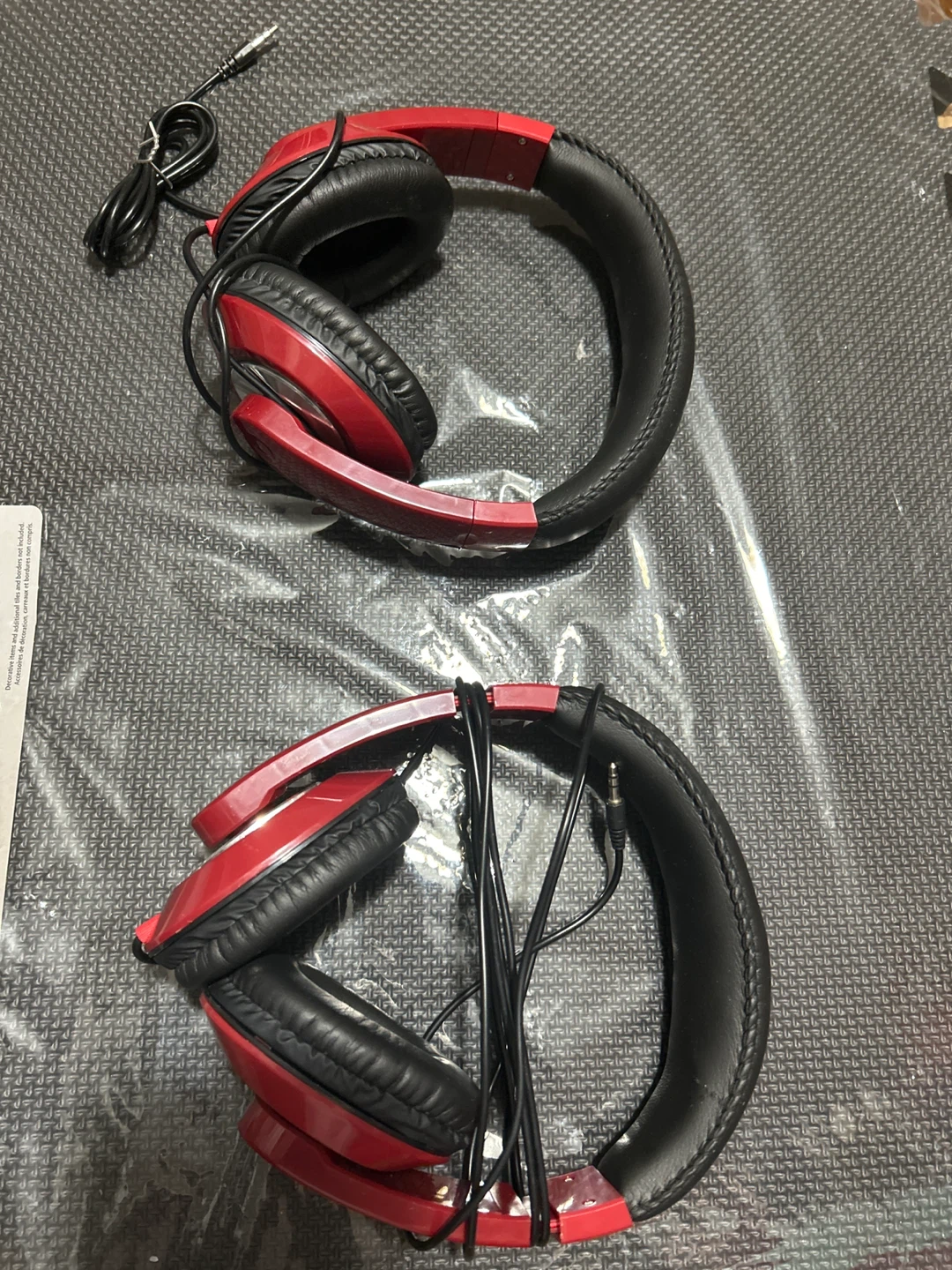 Red Over-Ear Headphones - photo 3