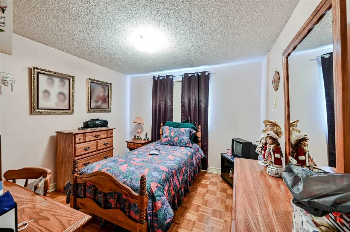 Private room for rent
