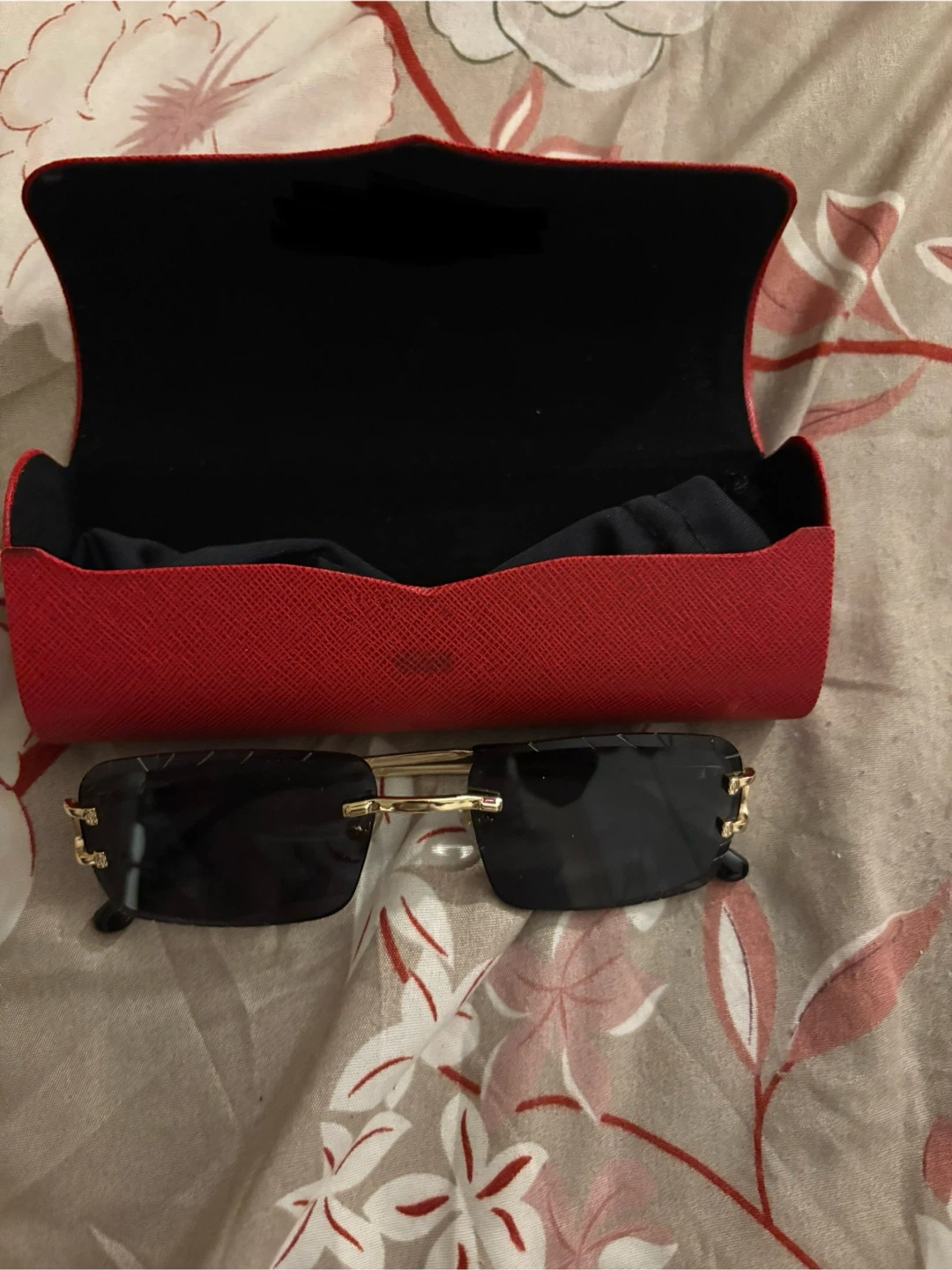 Frameless Sunglasses with Red Case - photo 2