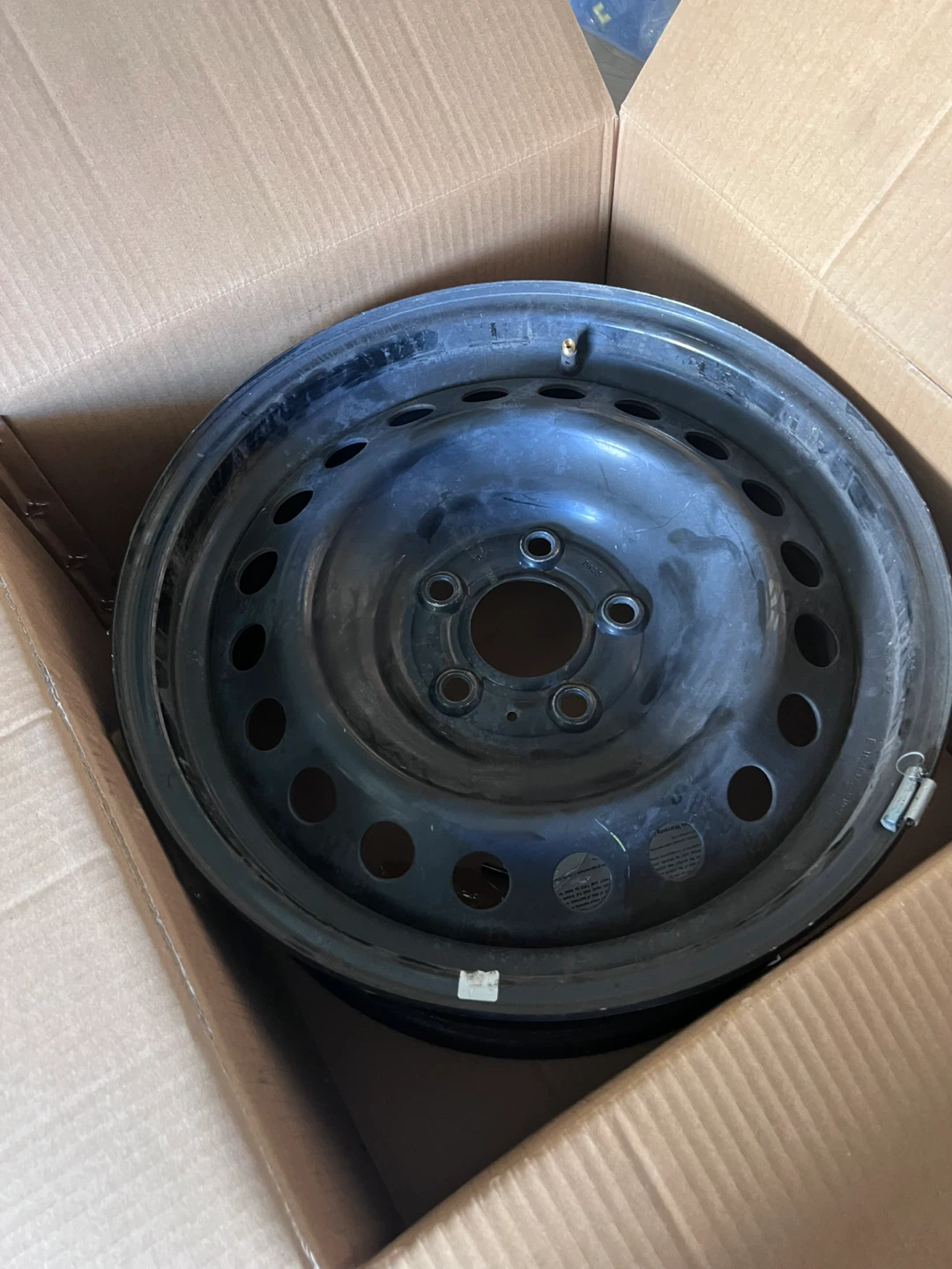 2025 Nissan Kicks OEM 16” Steel Rims – Set of 4 - photo 2