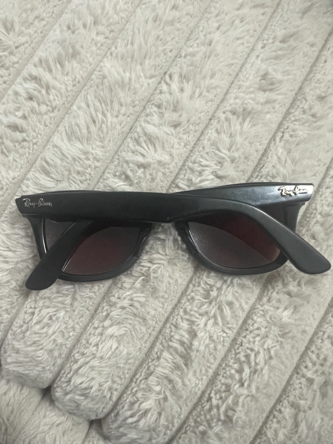 Ray-Ban Wayfarer Sunglasses - photo 4