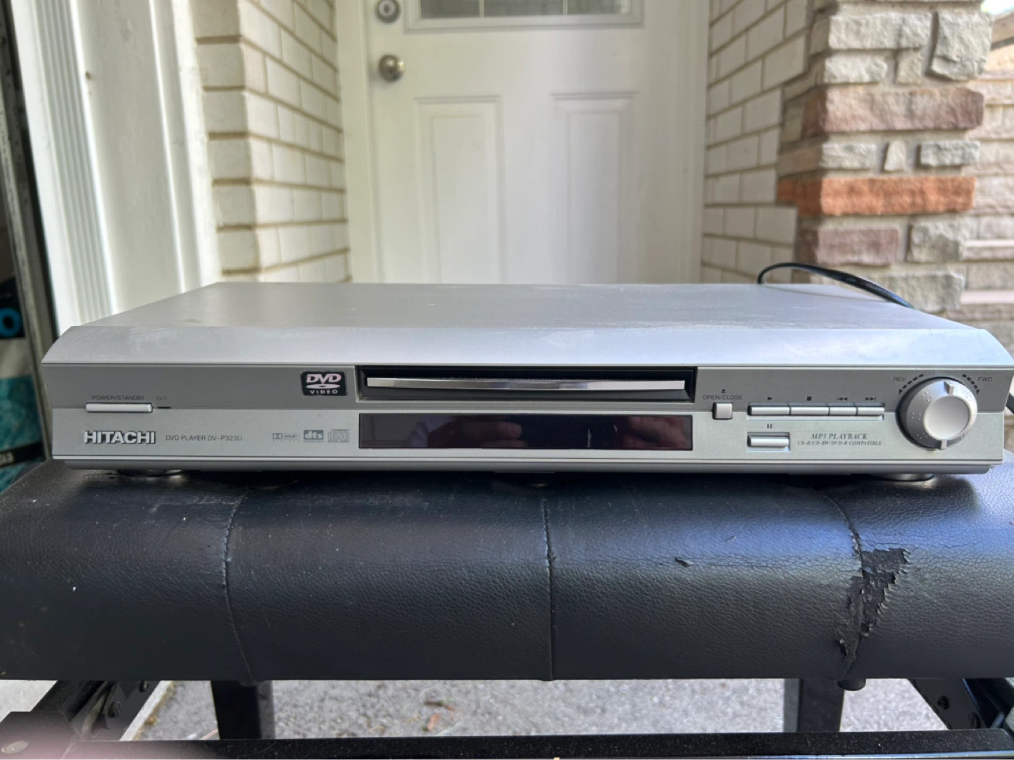 Hitachi DVD Player DV-P3230U