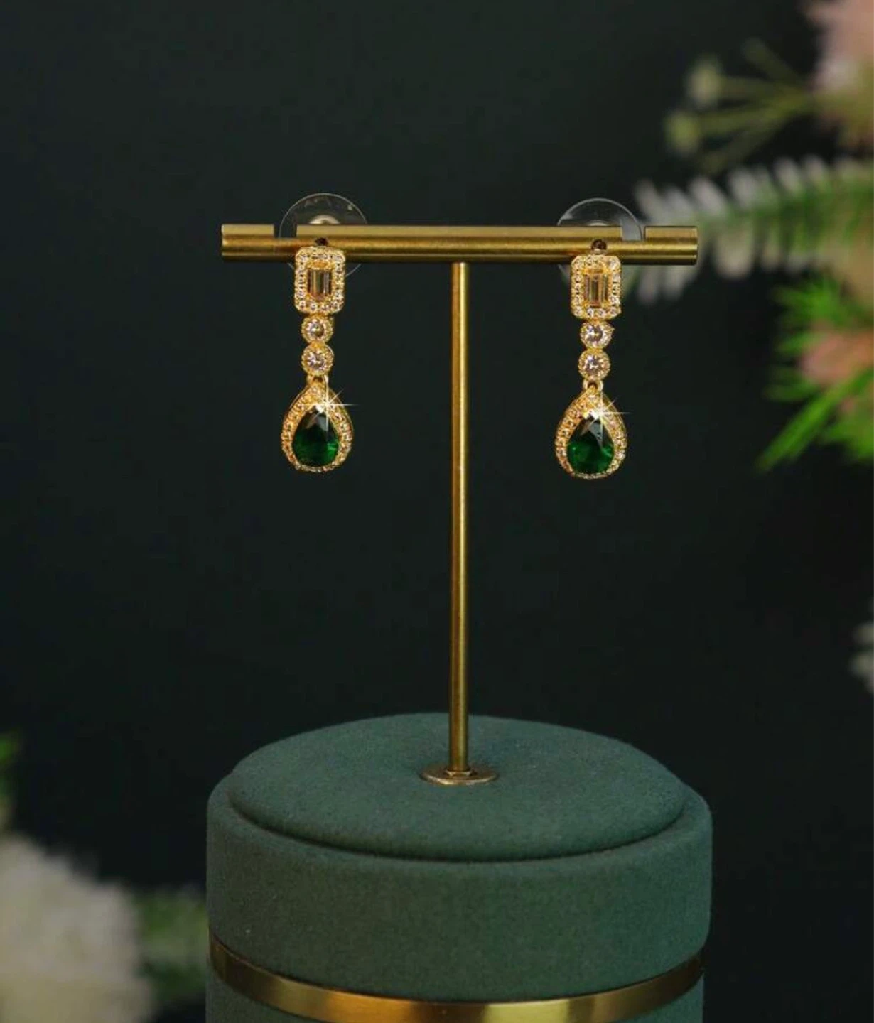 Gold-tone teardrop gemstone necklace, bracelet set - photo 4
