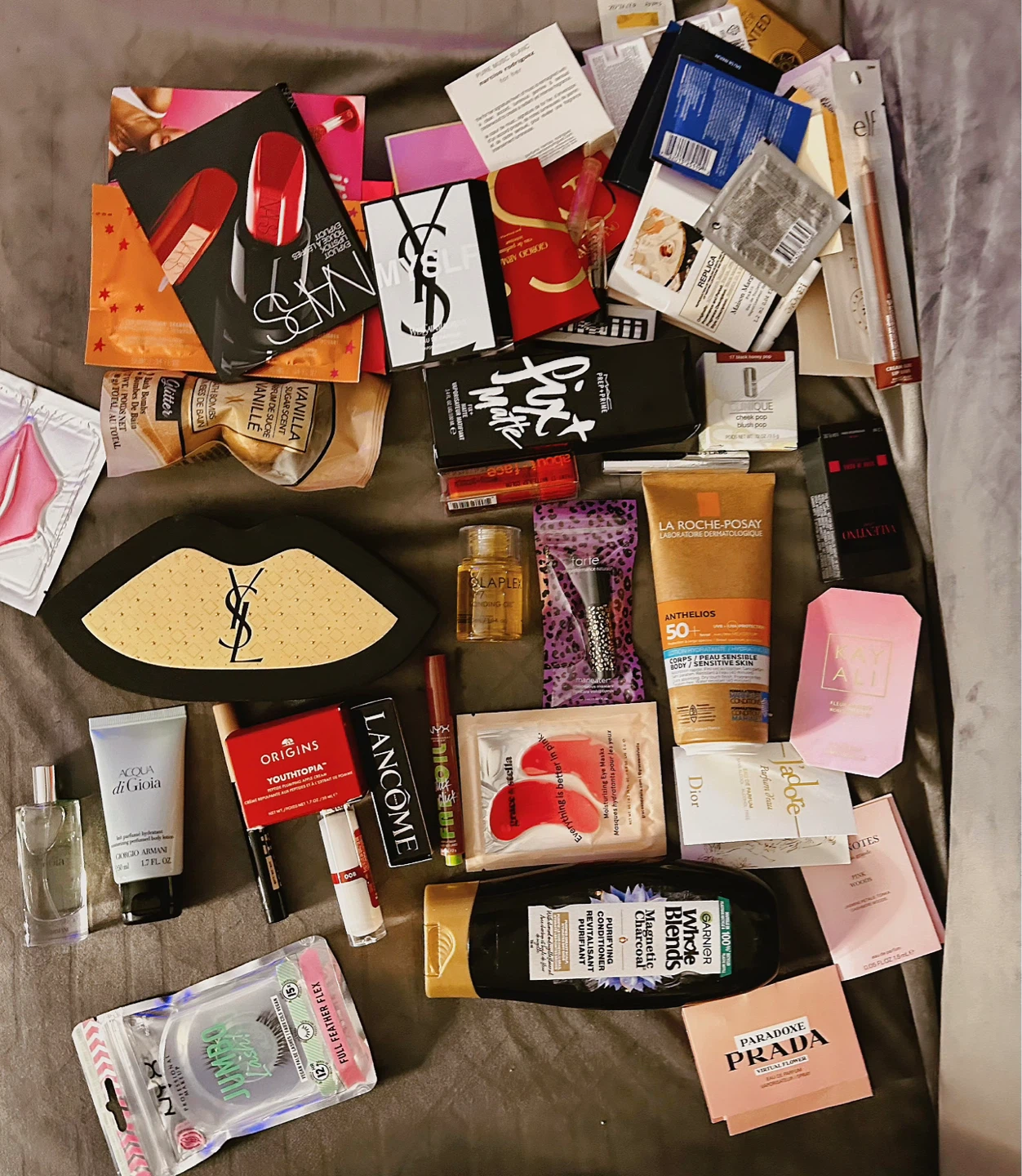 (700$ VALUE) Lancôme, MAC, YSL, Clinique, Armani, Olaplex + MORE