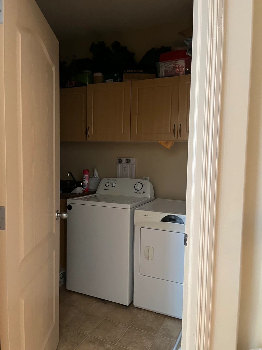 Subleasing 1 bedroom with separate bathroom - photo 4