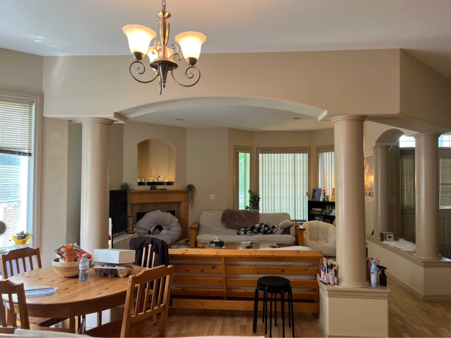Subleasing 1 bedroom with separate bathroom - photo 5