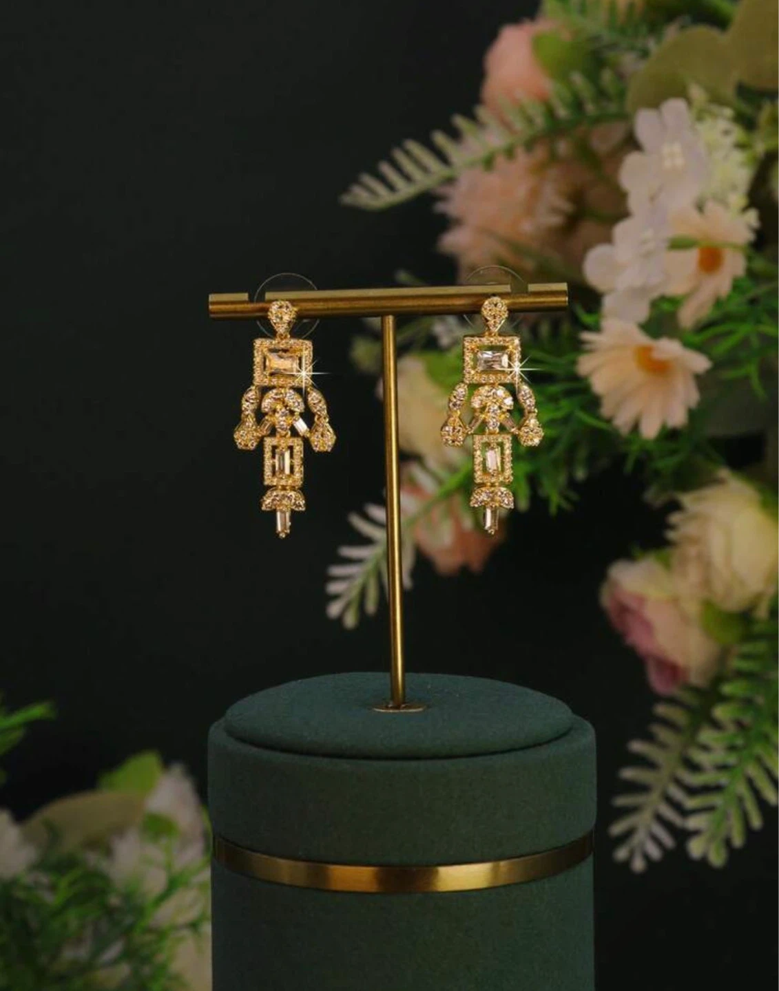 Gold-Tone Rhinestone Jewellery Set - photo 4