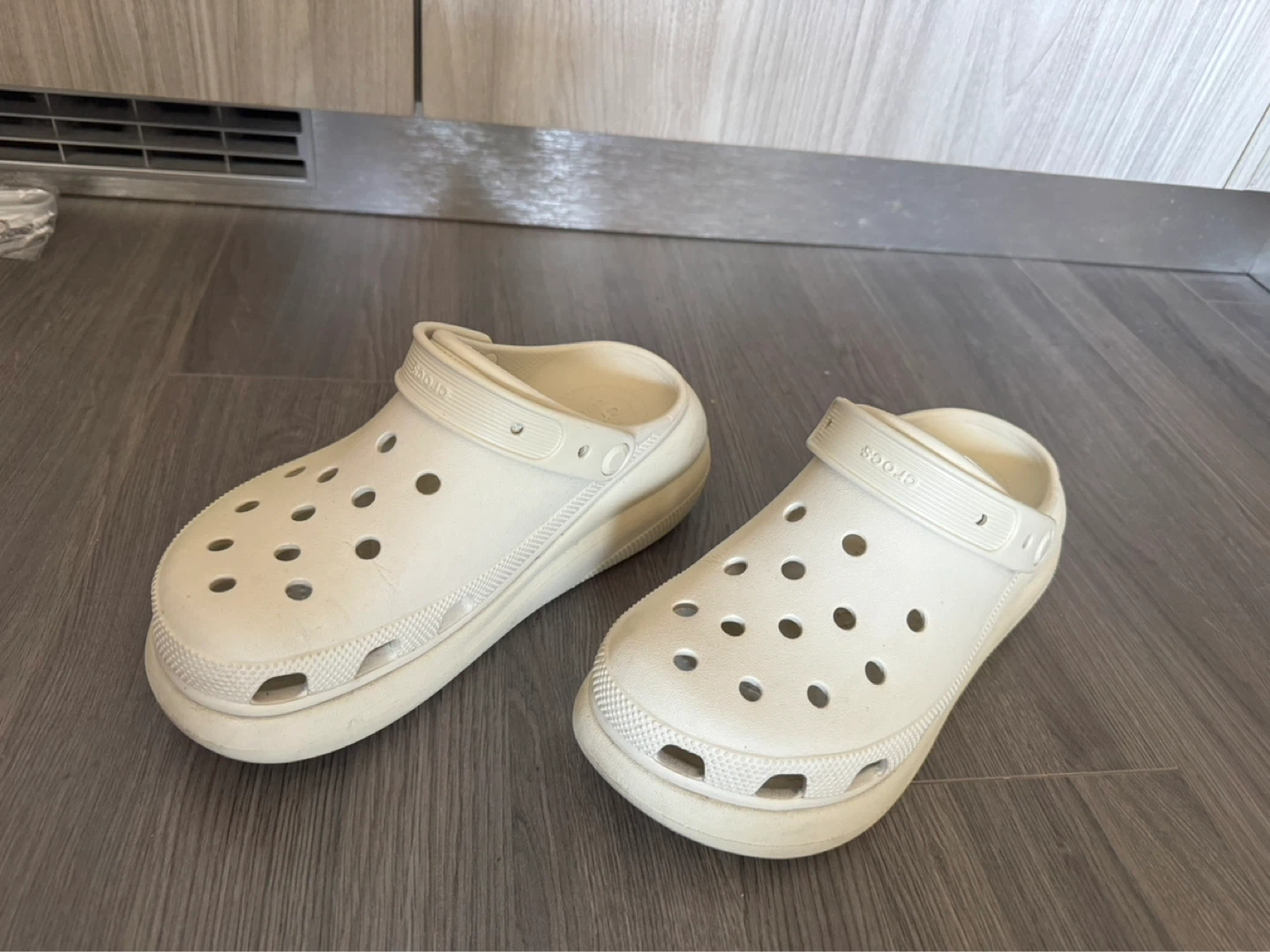 Crocs Classic Crush clogs - photo 3