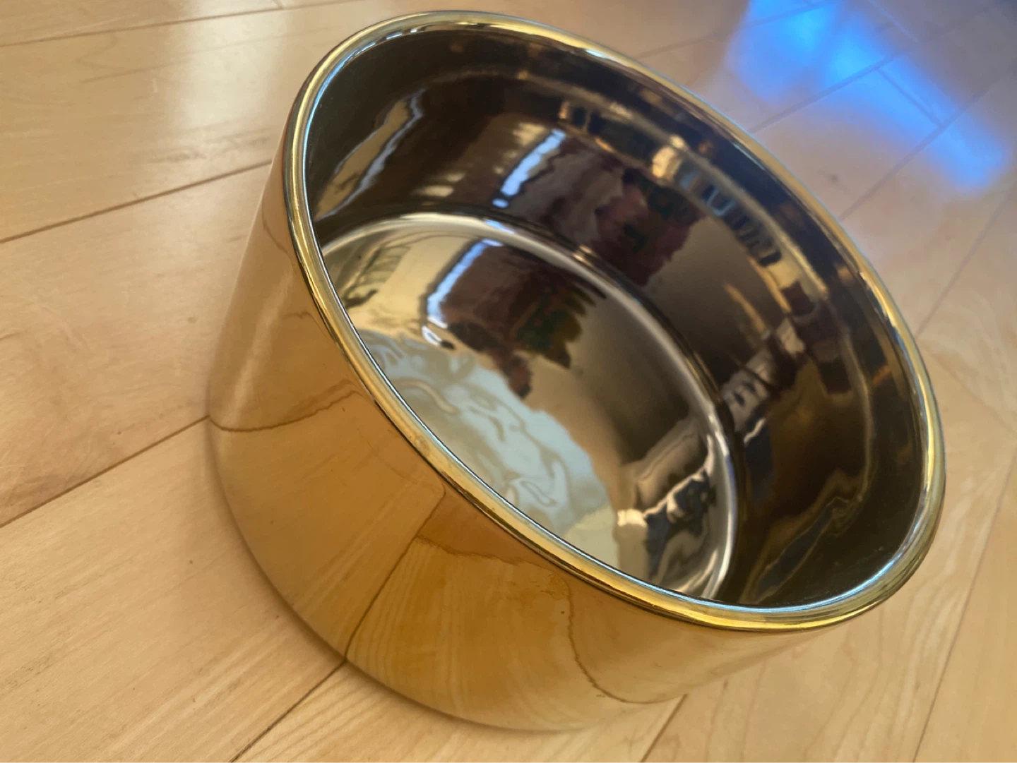 Large Gold-Tone Decorative Bowl - photo 2