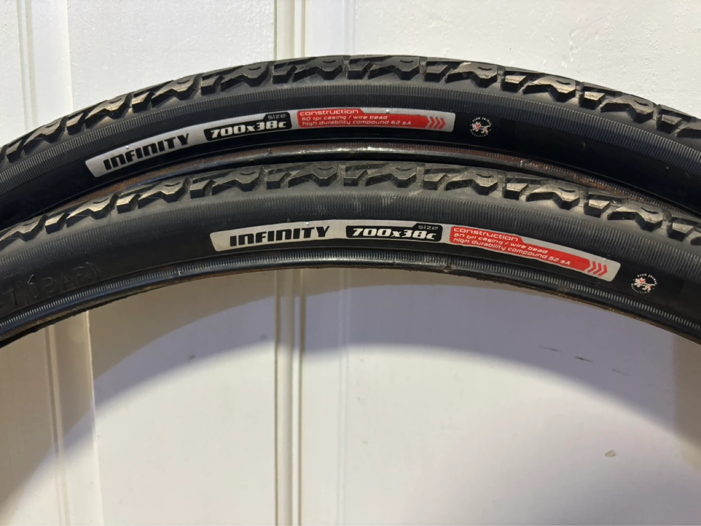 Specialized Infinity 700x38c Tires (PAIR)$50 - photo 2