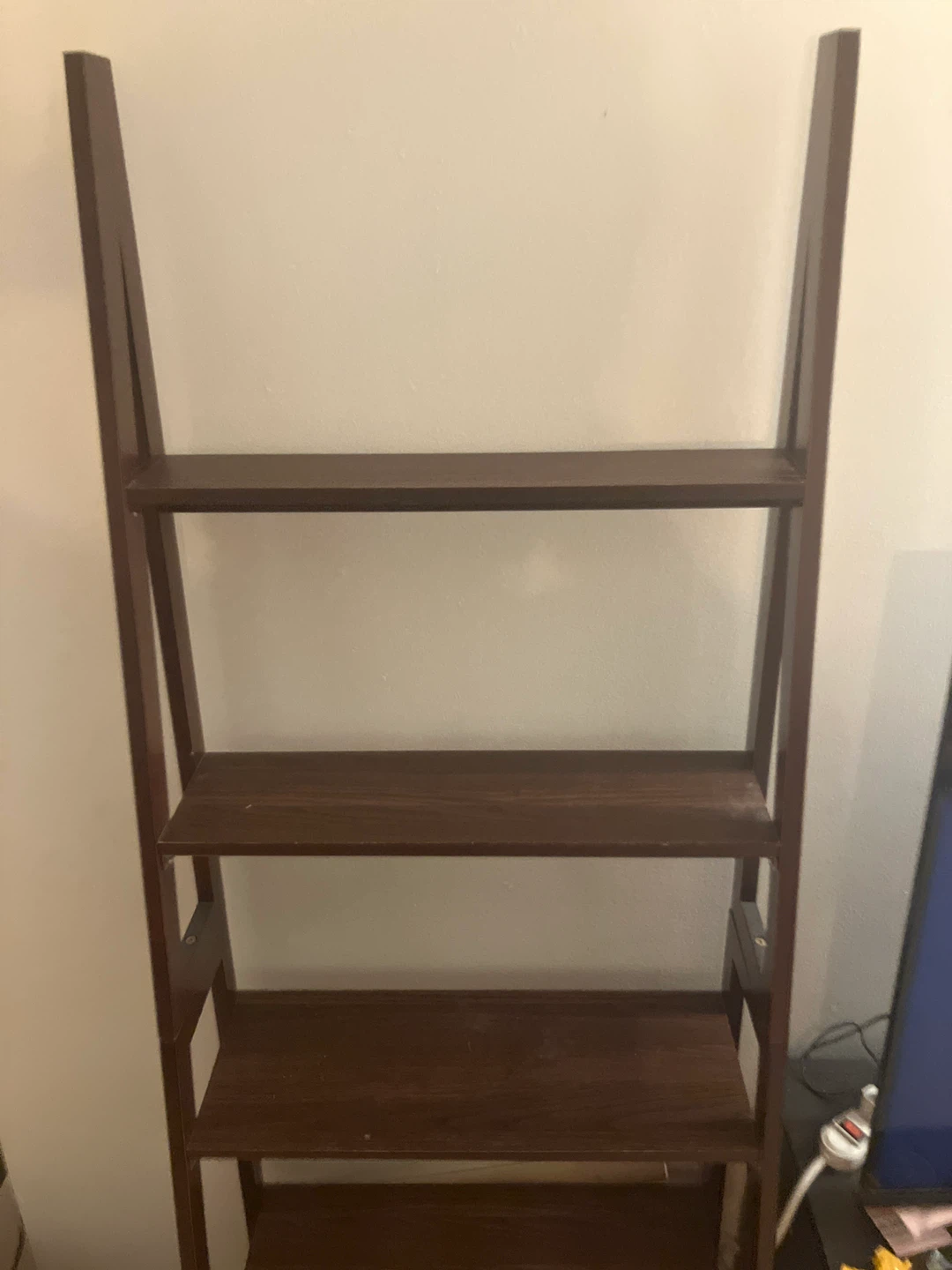 Ladder Bookshelf - photo 2