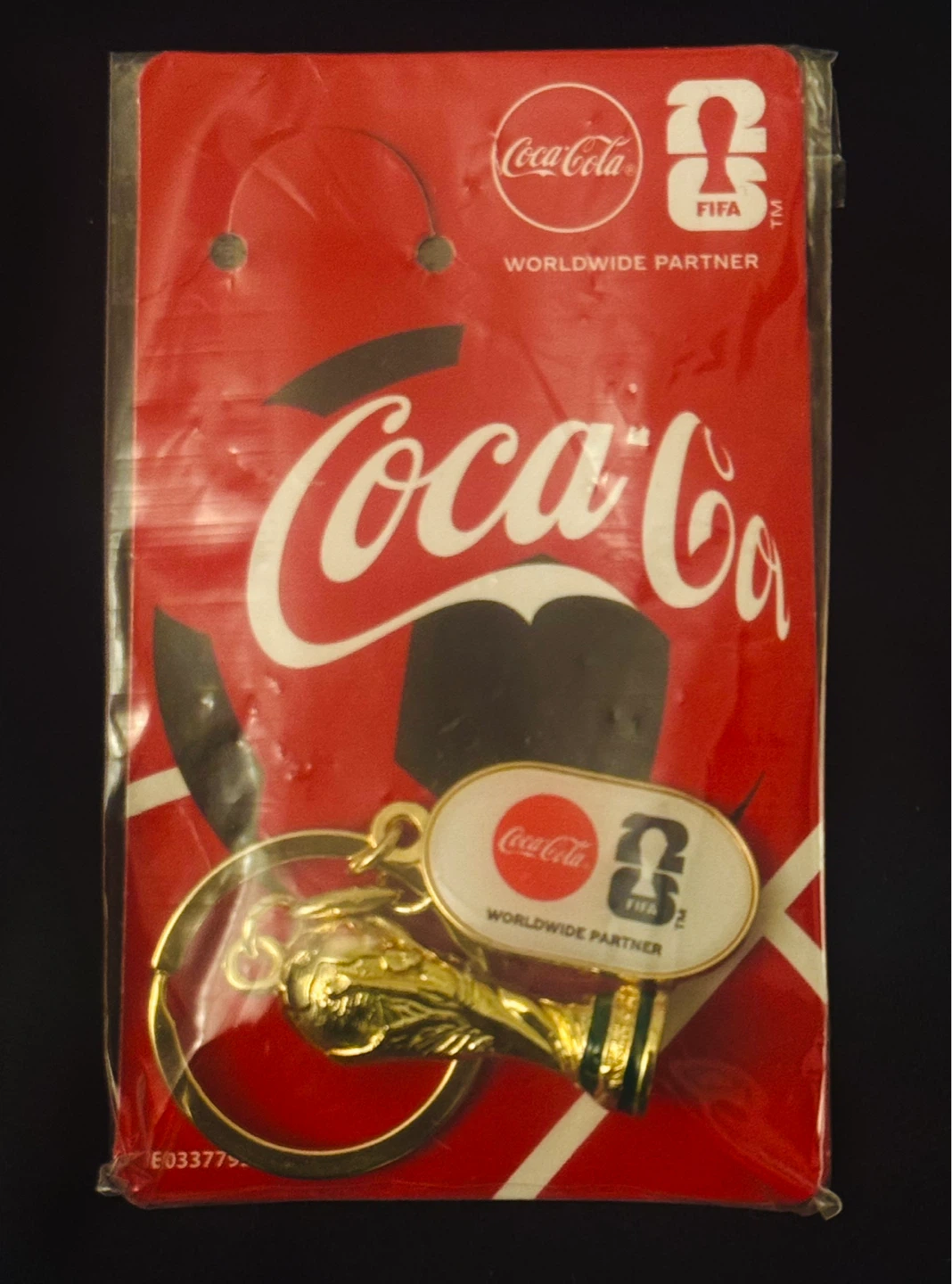 NEW in packaging FIFA Coca Cola collectable keychain ⚽️