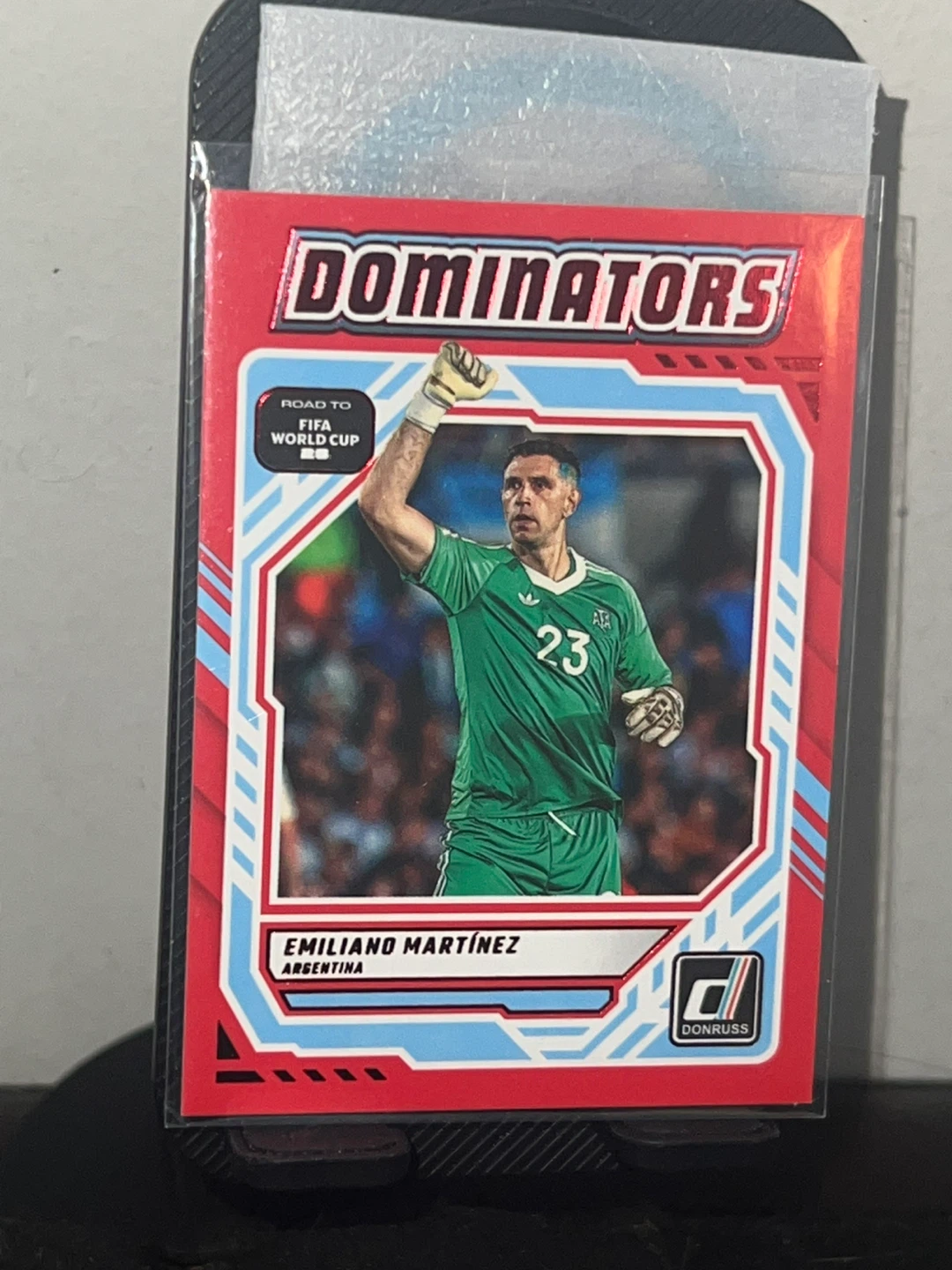 ⚽ Panini Donruss Emiliano Martinez Dominators Card