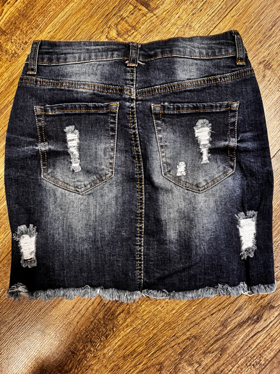Wax Jean Distressed Denim Skirt new. $10 ⚽️ - photo 2