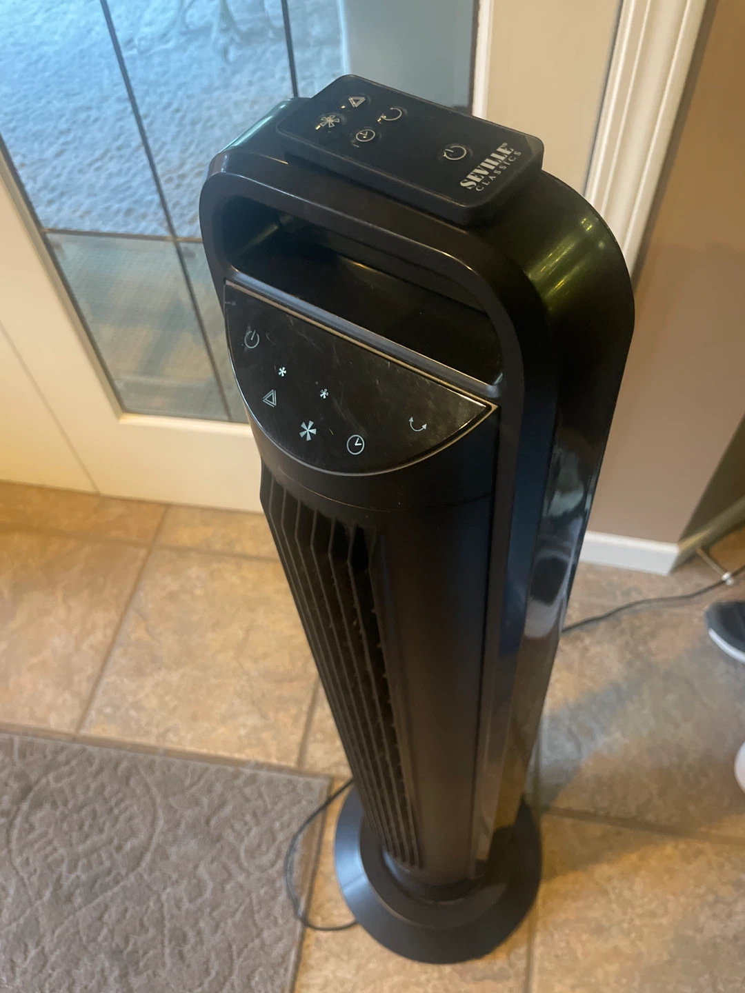 Seville Classics Black Tower Fan