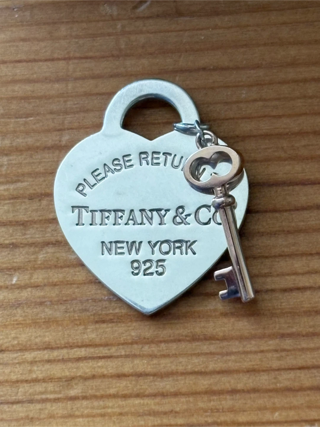 💯 Authentic Tiffany and Co. RTT Heart Tag with Mini Rubedo Key - photo 4