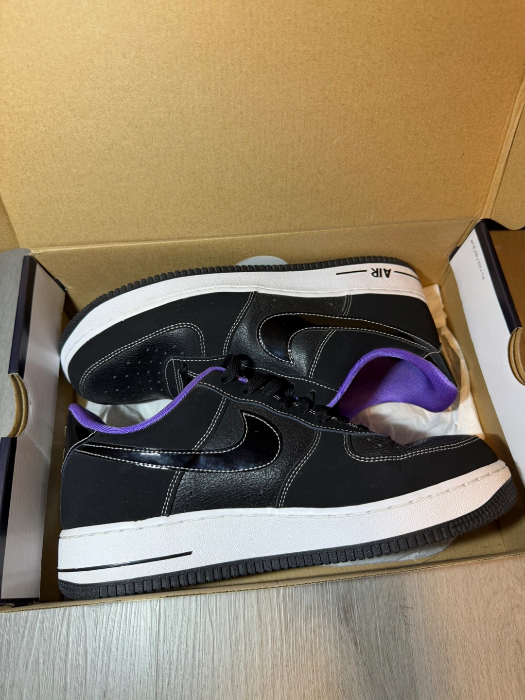 Nike Air Force 1 Low '07 LV8 EMB