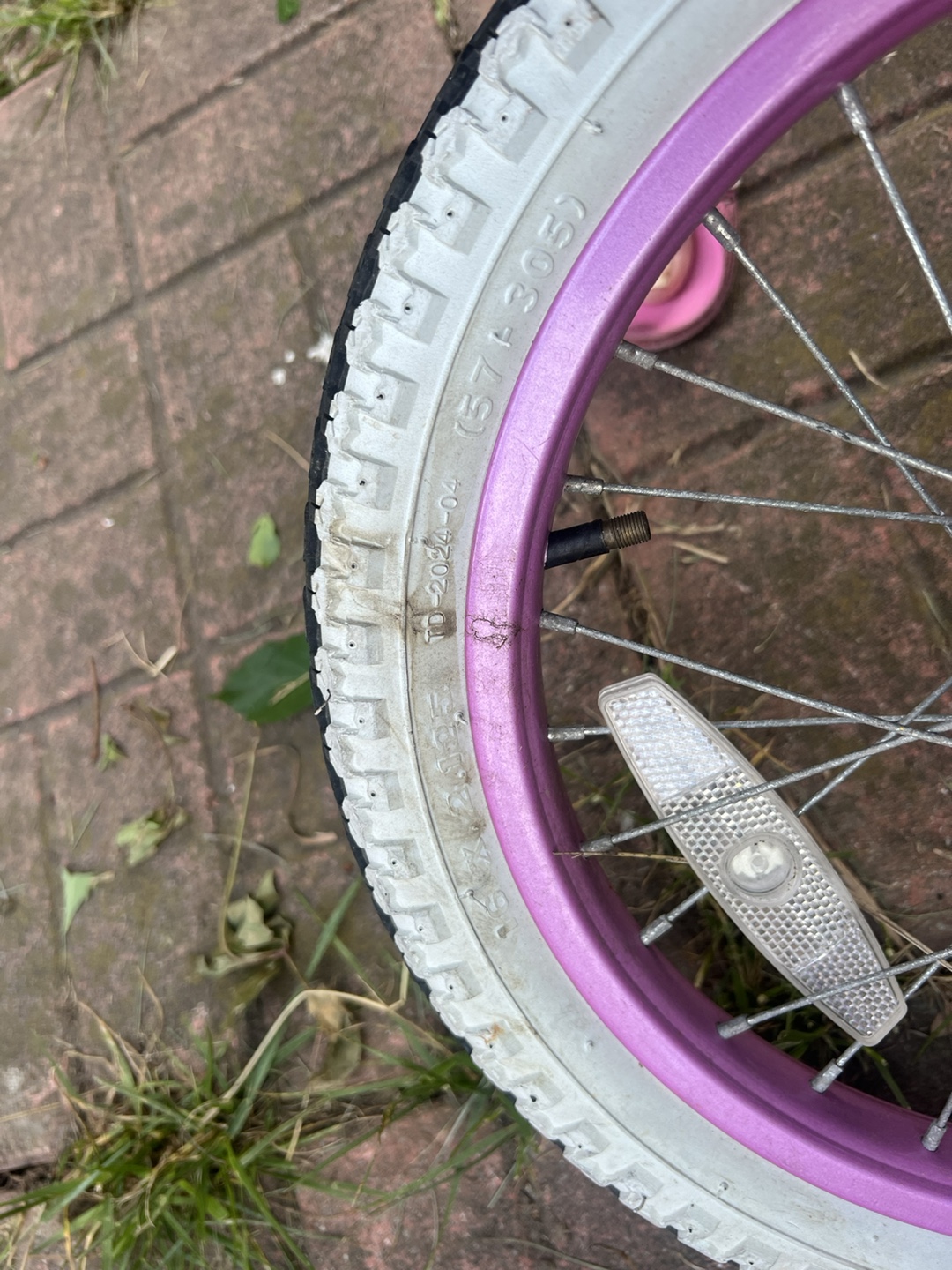 Kids Pink Bicycle - photo 2