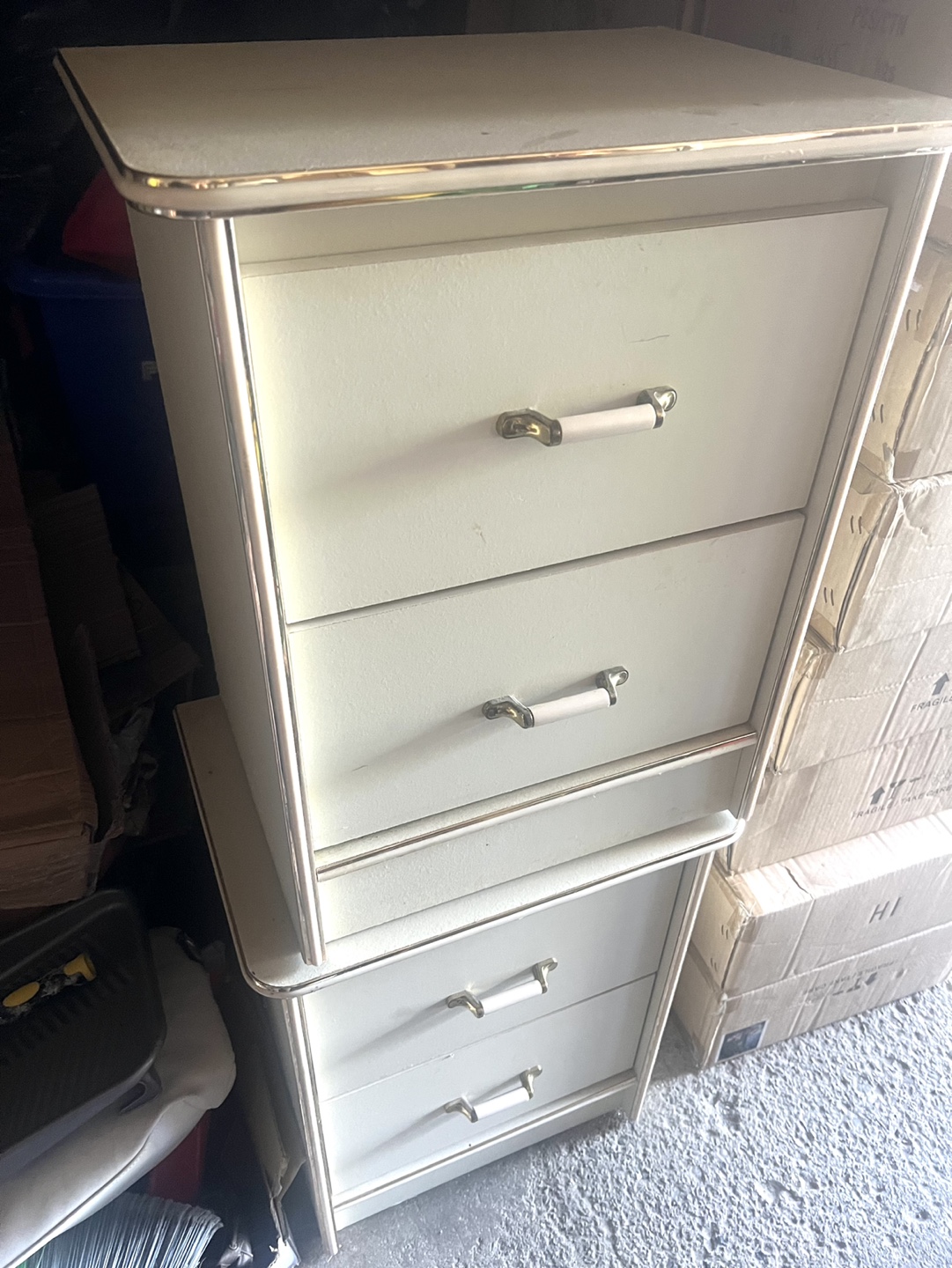 Set of nightstand cream colour