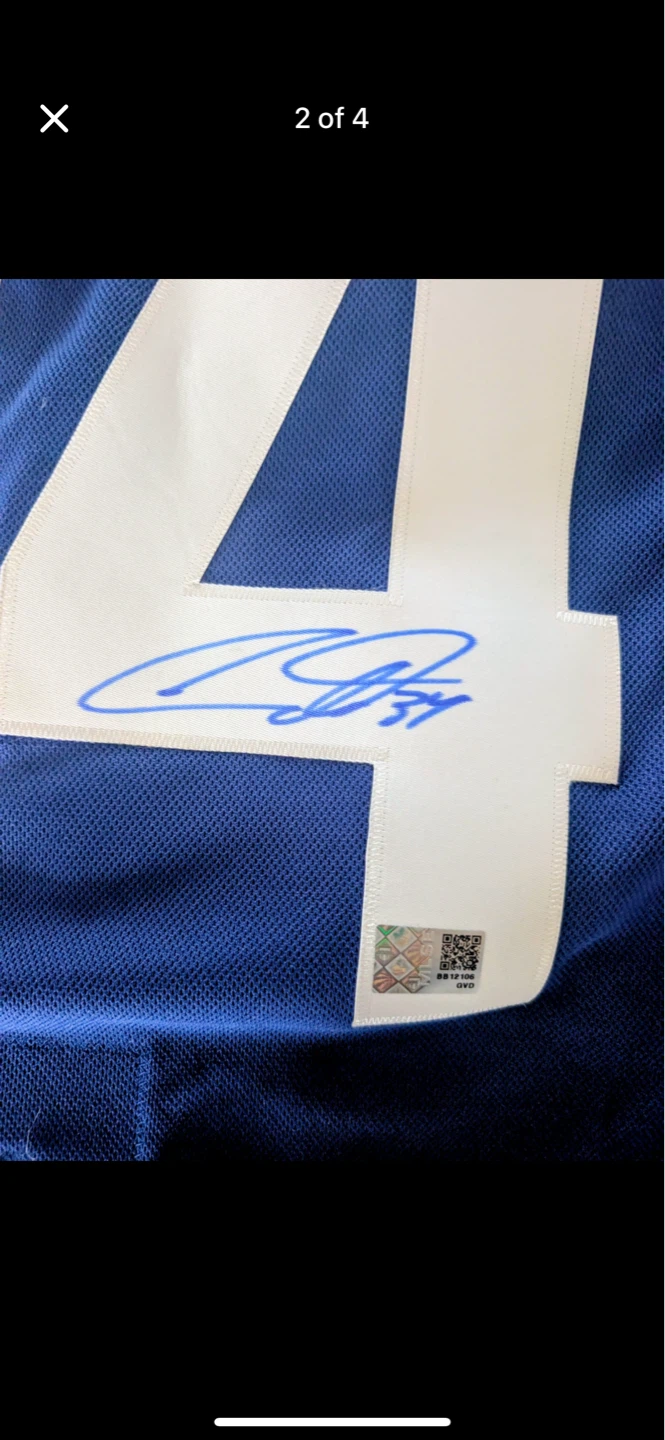 austin matthews offical leaf jersey signed