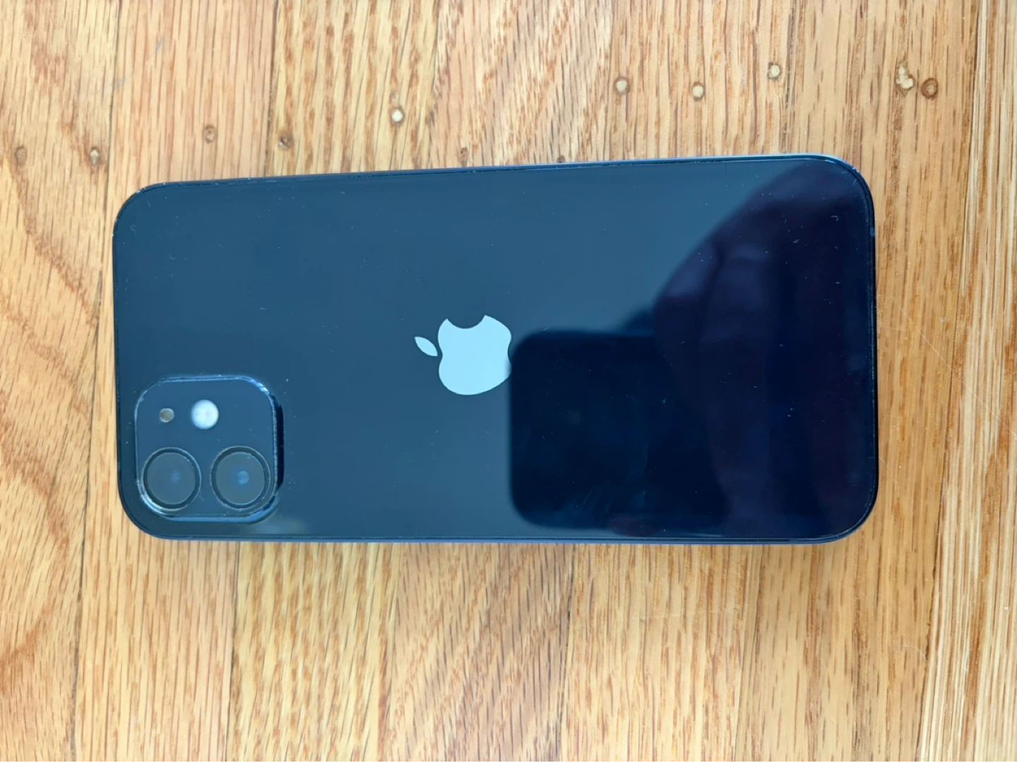 iPhone 12 with OtterBox Case - photo 2