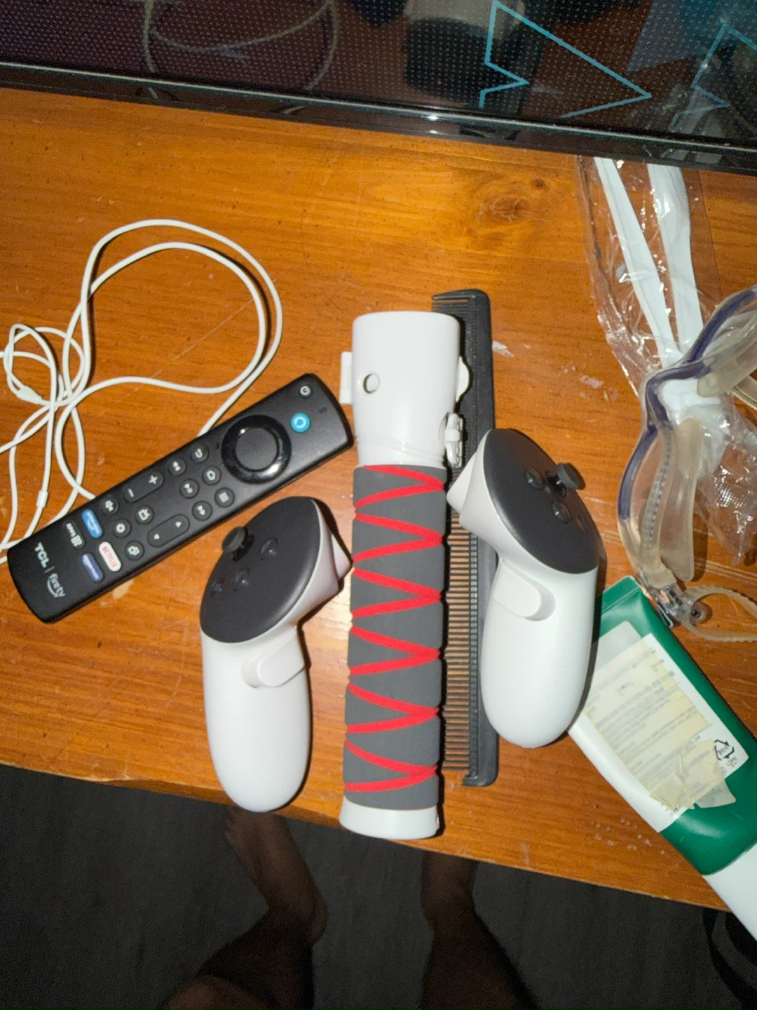 Meta Quest 3S VR Headset - photo 3