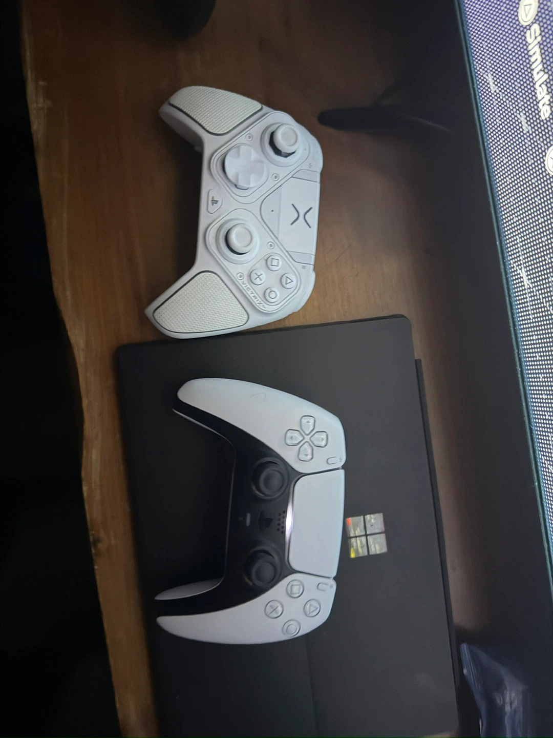 PlayStation 5 Digital Edition with games and 2 controller - photo 3