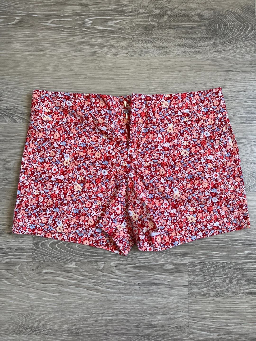 Calvin Klein Floral Shorts, Size 4 ⚽️