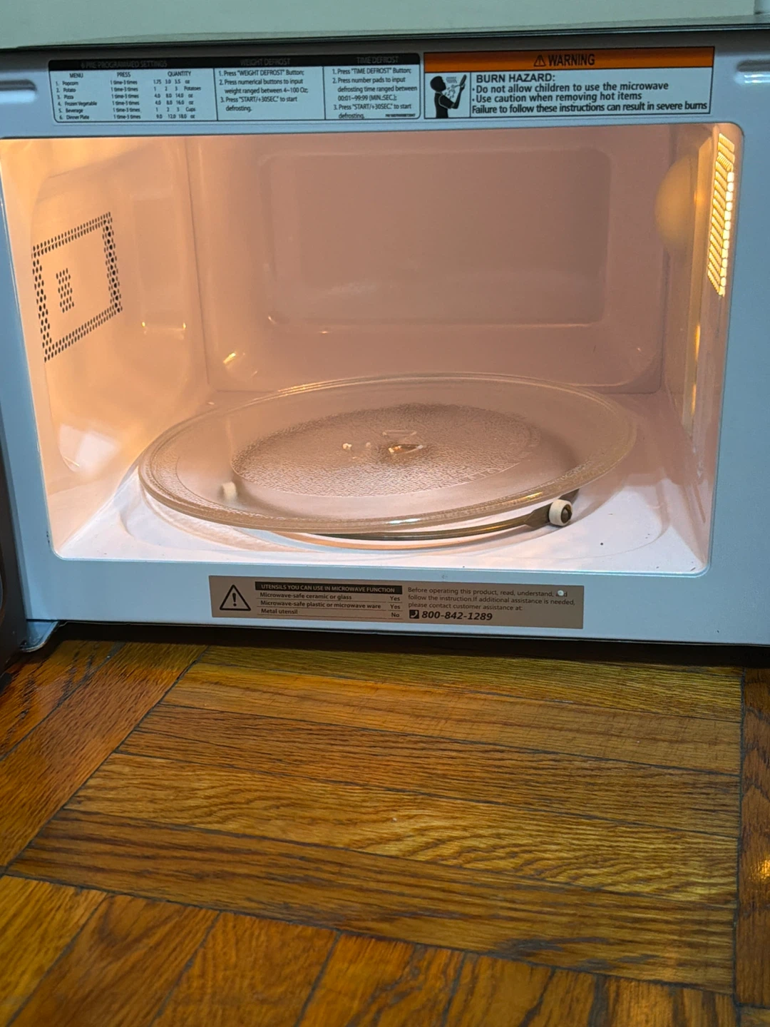 BLACK+DECKER Microwave Oven - photo 5