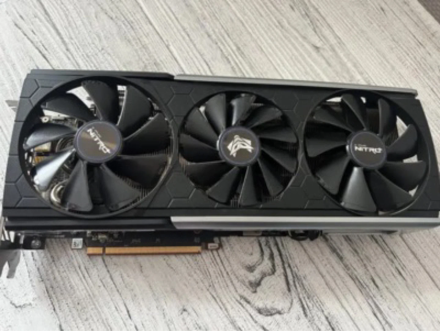 SAPPHIRE NITRO+ RX 5700 XT Graphics Card - photo 2