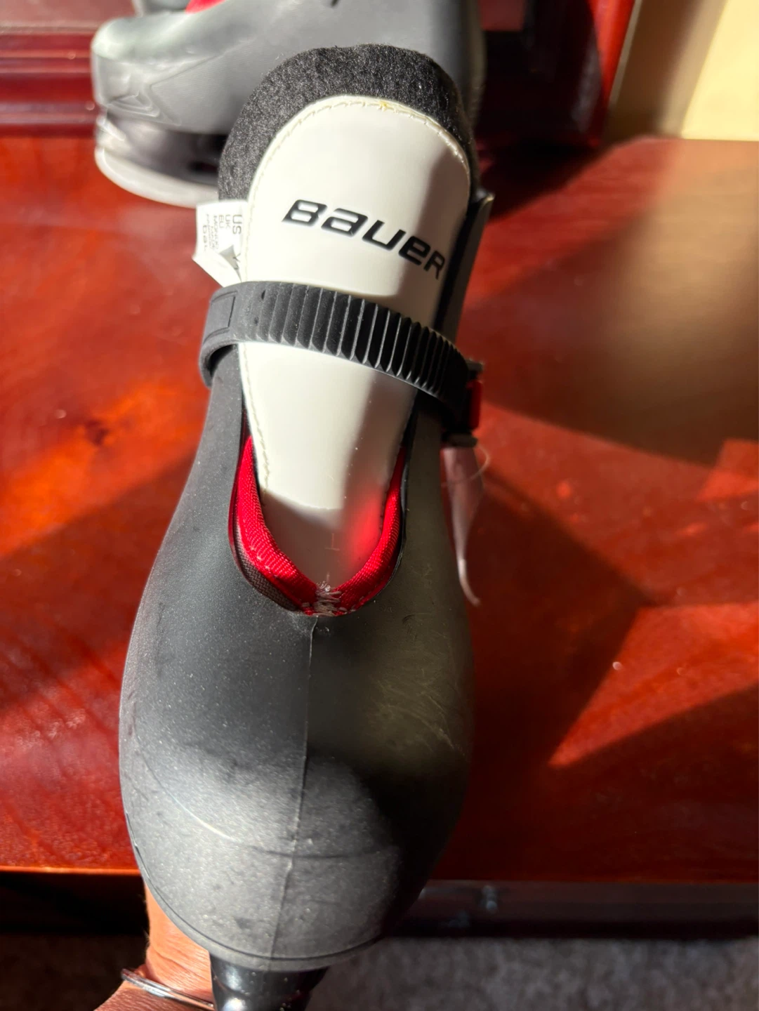 Bauer lil champs skates yth size 12-13 - photo 2