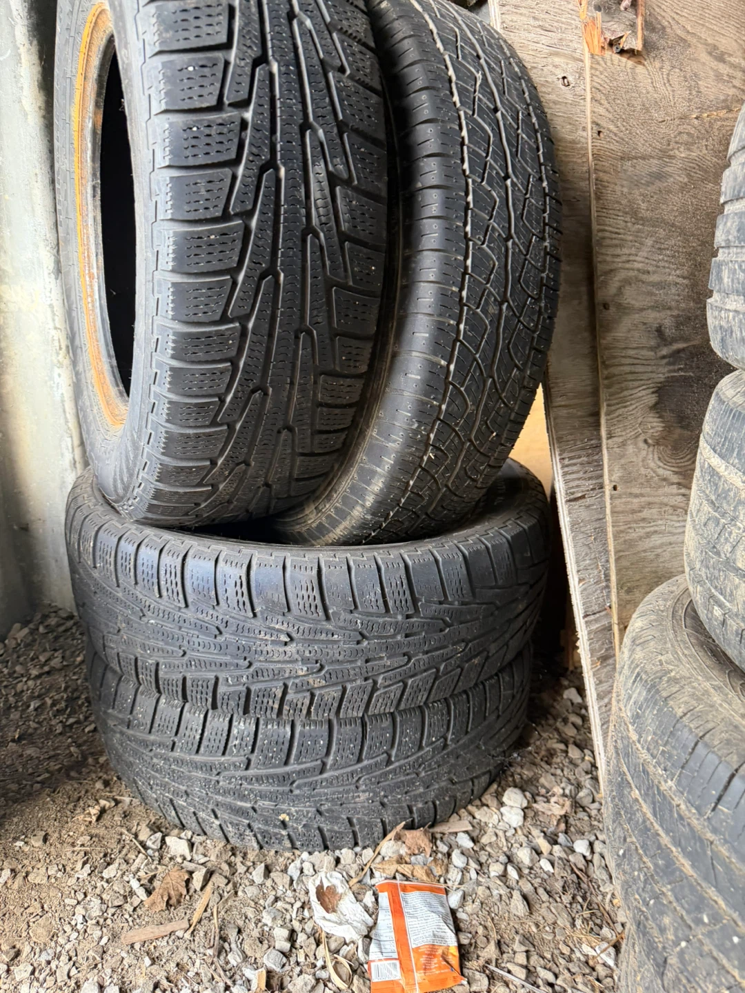 225/70R16