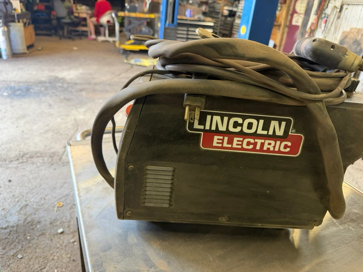 Lincoln Electric Plasma 20 Plasma Cutter PT-40 Torch - photo 2