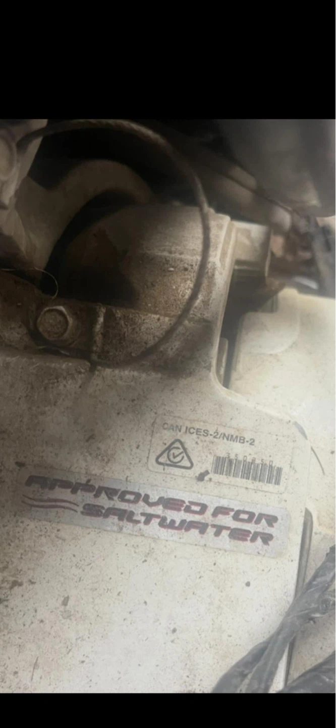 Evinrude 90 E-TEC Outboard Motor - photo 5