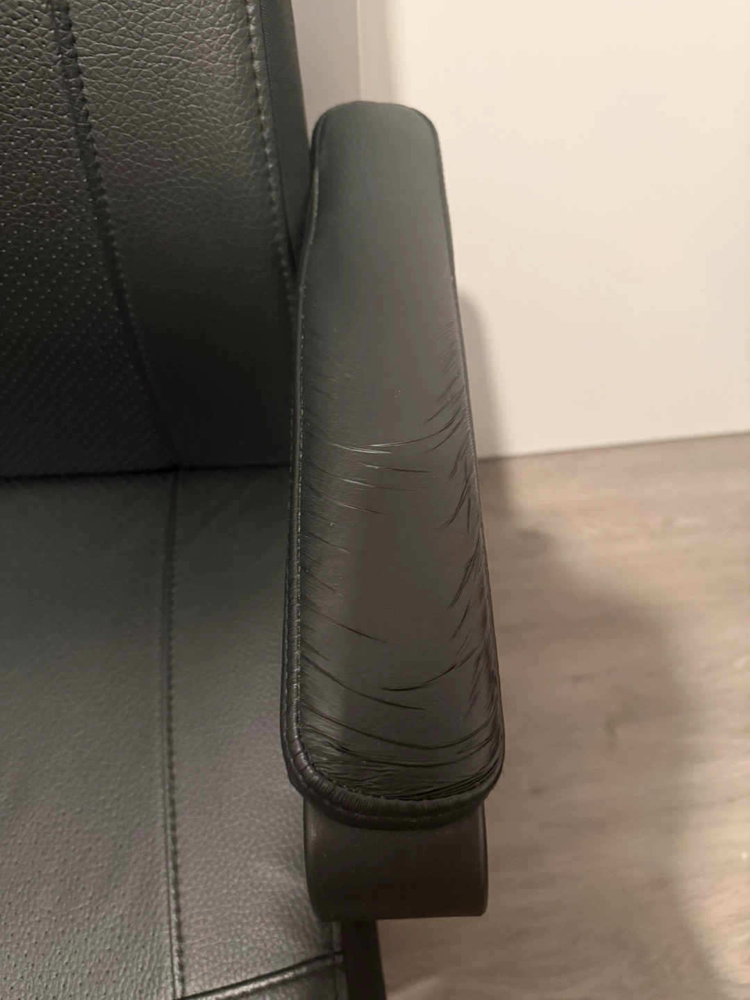 Black Office Chair - photo 3