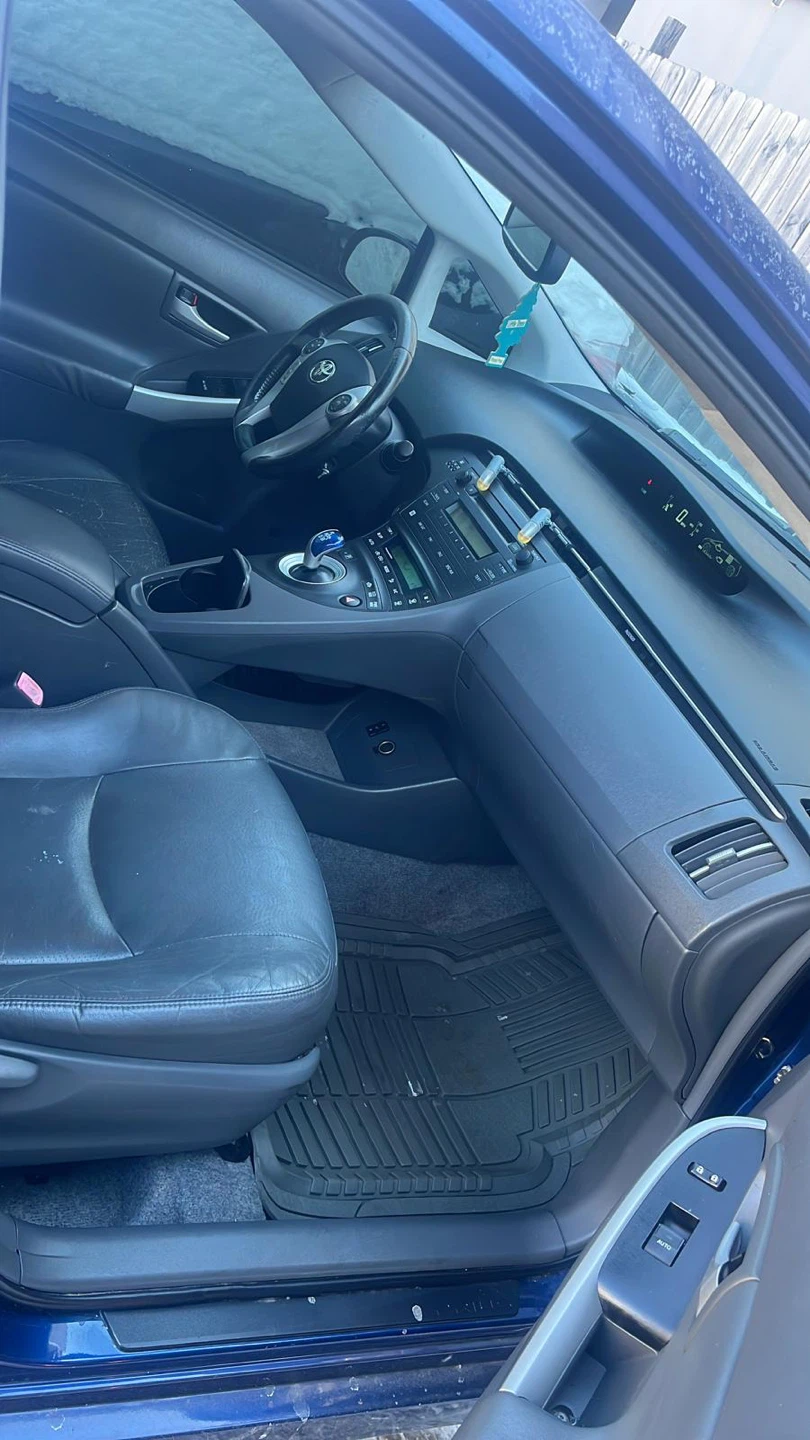Blue Toyota Prius - Four Door Sedan - photo 3