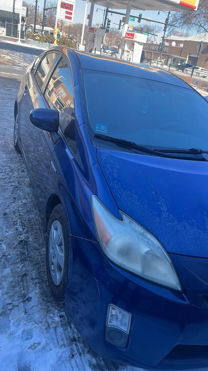 Blue Toyota Prius - Four Door Sedan - photo 2