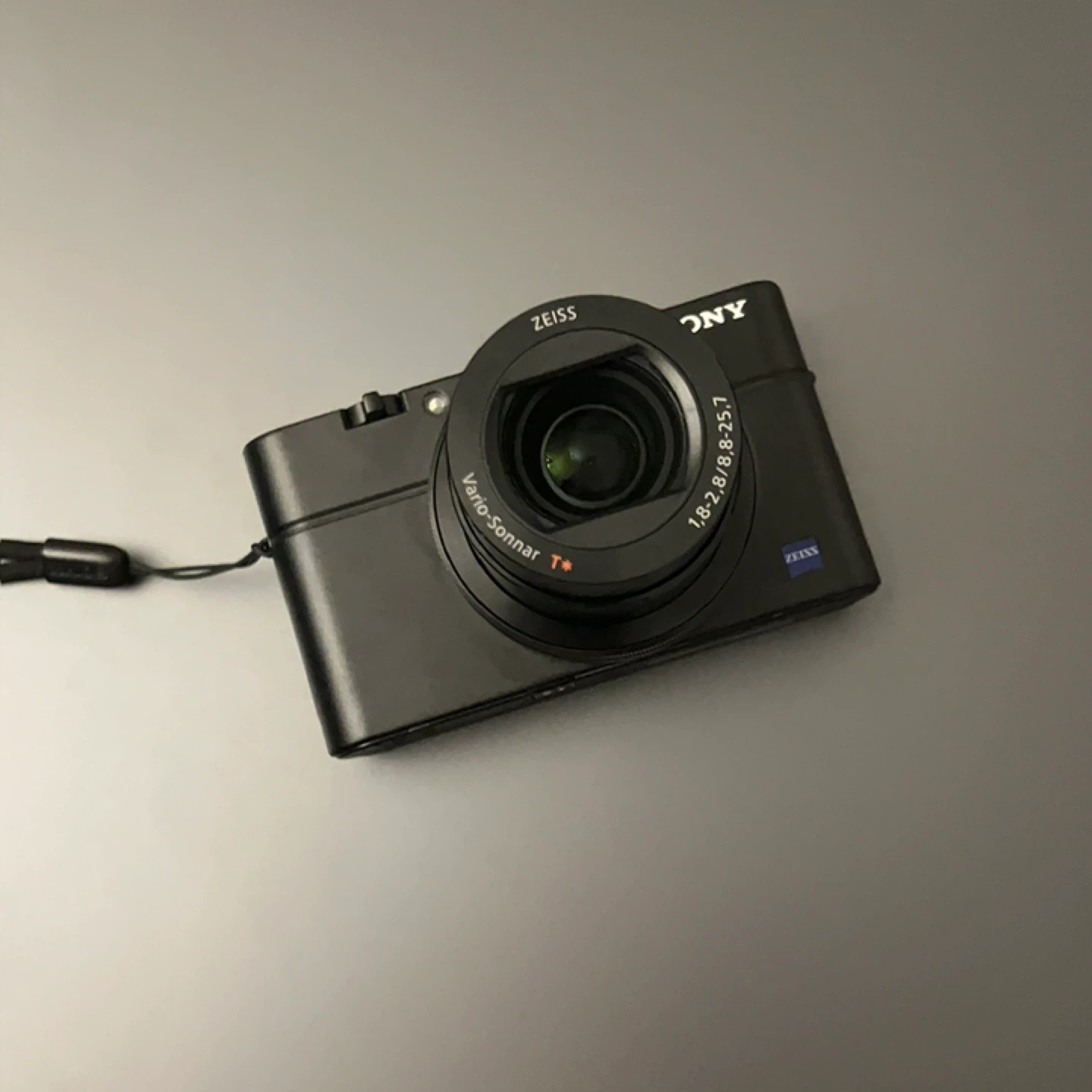 Sony RX100 III Digital Camera - photo 2