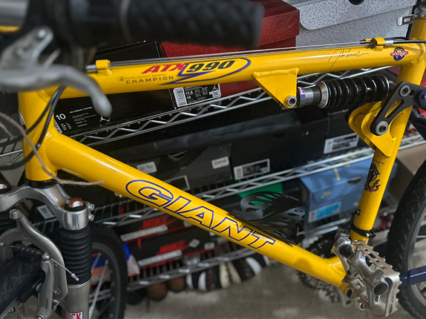 GIANT ATX 990 Champion Mountain Bike