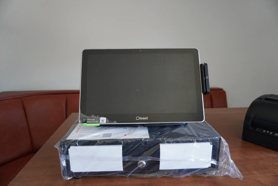 Toast POS System with Cash Drawer and Printer