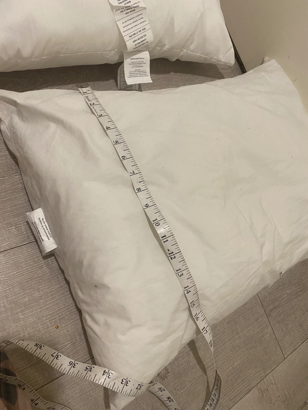 Set of 3 Pillows – 2 Square & 1 Rectangle – White - photo 4