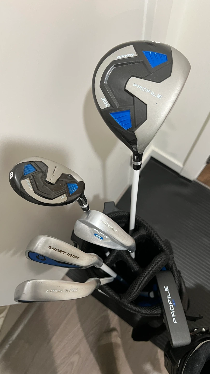 Wilson Profile Golf Club Set with Bag