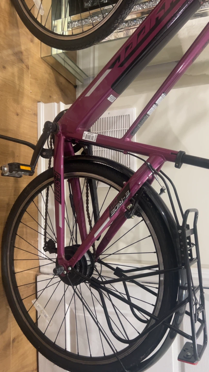 Hyper E-Ride Electric Bike – Like New – Barely Used - photo 4