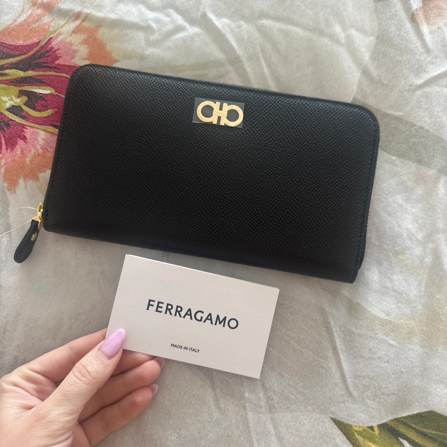 Salvatore Ferragamo Giancini Zip Wallet Black - photo 2