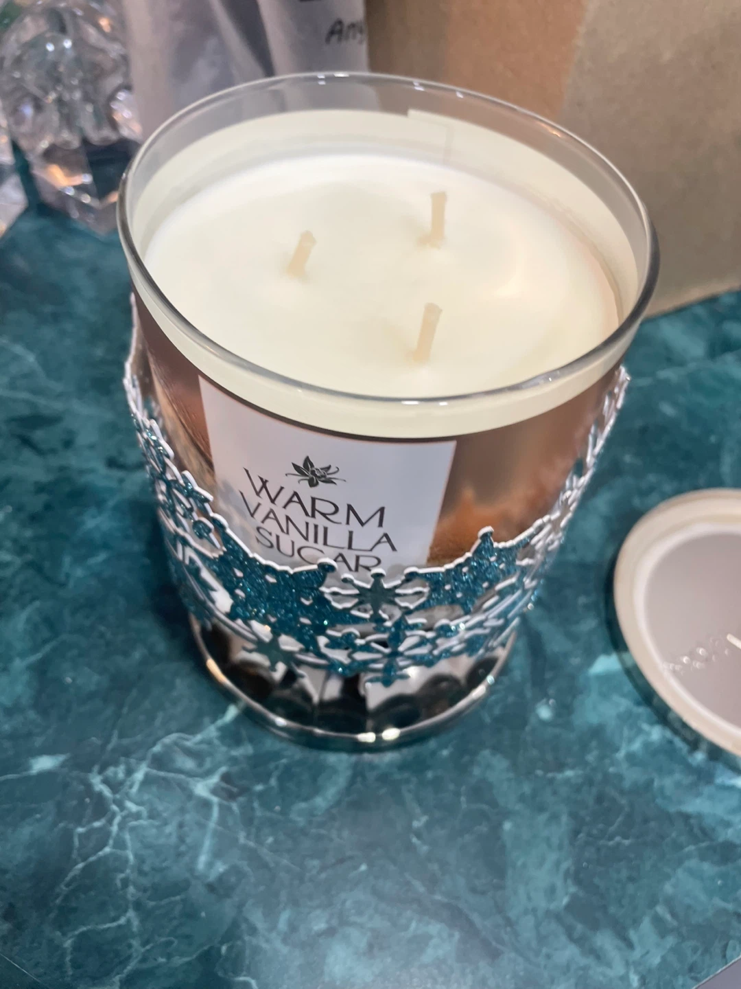 Bath & Body Works Warm Vanilla Sugar 3-Wick Candle - photo 3