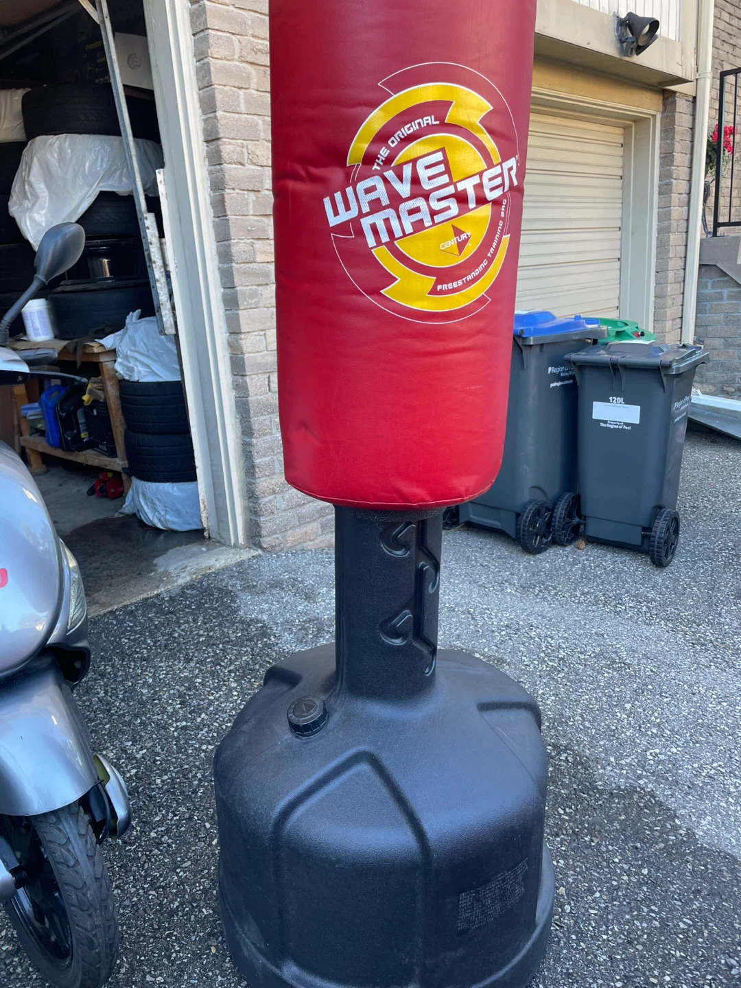 Century Wavemaster Freestanding Punching Bag