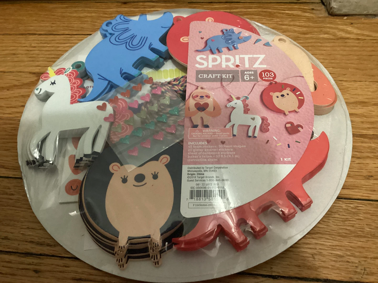 ⚽️New Spritz Craft Kit Ages 6+ 103 Pieces