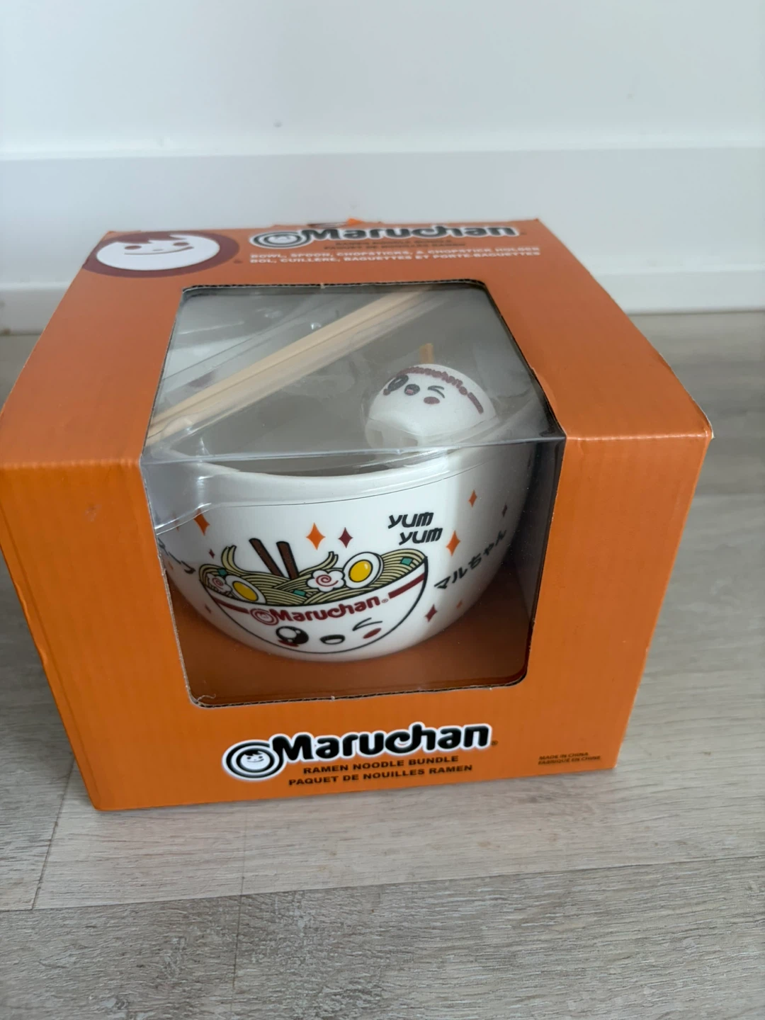 Maruchan Ramen Noodle Bowl Set with Chopsticks - photo 2